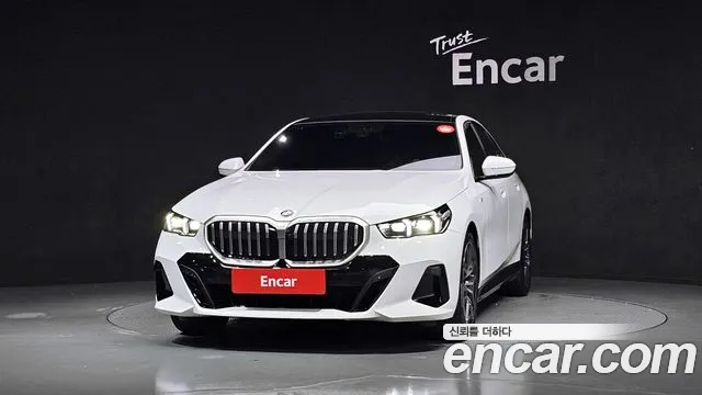 BMW 5-Series — Фото автомобиля 3