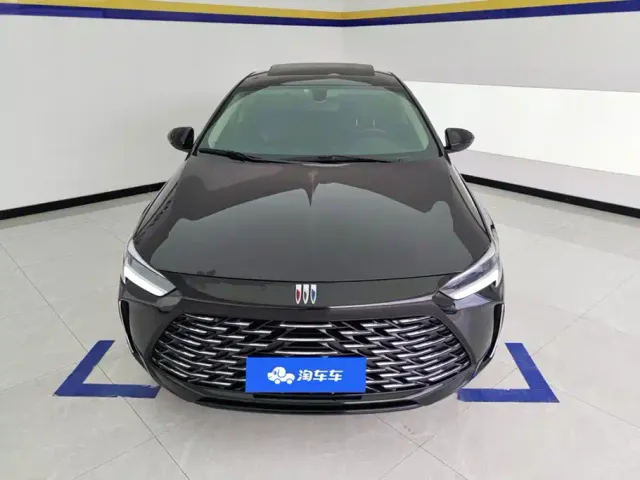 Buick Regal — Фото автомобиля 2