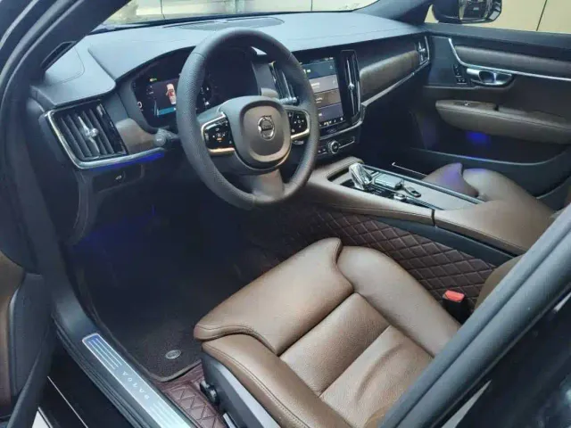 Volvo S90 — Фото автомобиля 7