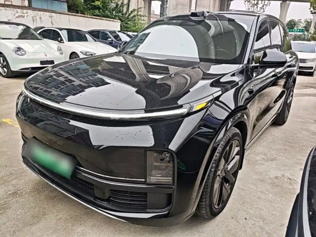Фотография автомобиля — Li Auto L8