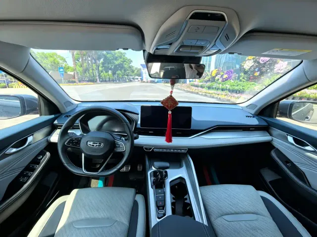 Geely Xingrui — Фото автомобиля 5