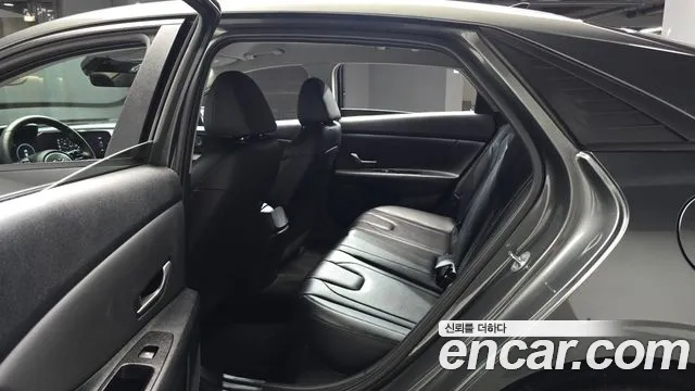Hyundai Avante — Фото автомобиля 17