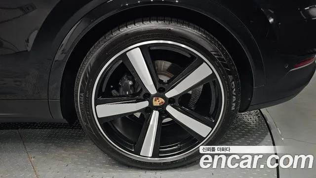 Porsche Cayenne PO536 — Фото автомобиля 6