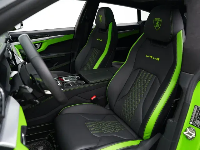 Lamborghini Urus — Фото автомобиля 17