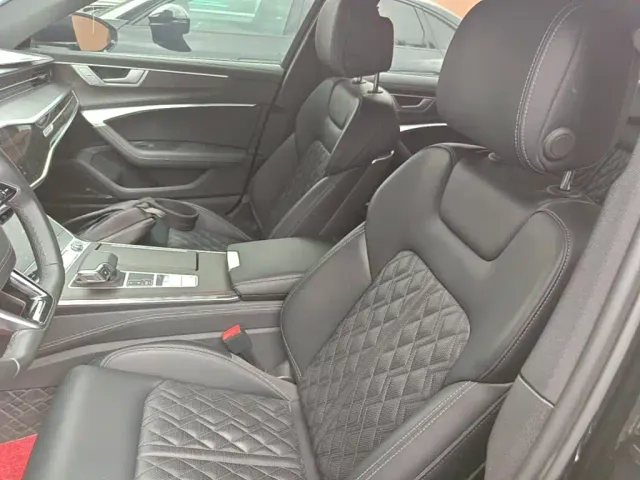 Audi A6L — Фото автомобиля 14