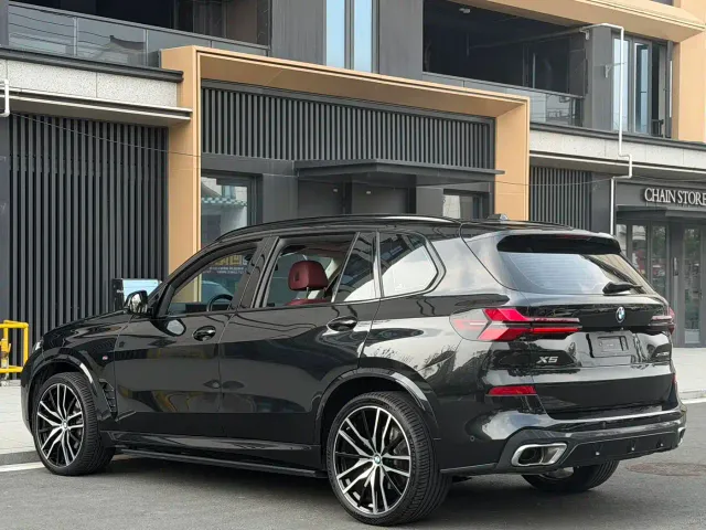 BMW X5 — Фото автомобиля 15