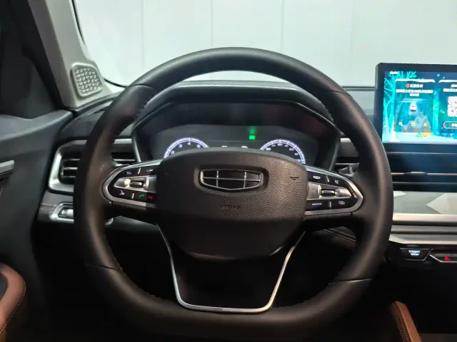 Geely Vision X6 — Фото автомобиля 14