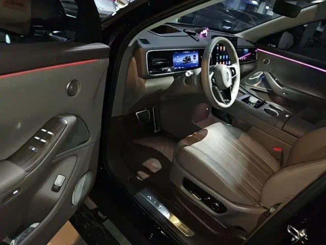 Aito M7 — Фото автомобиля 15