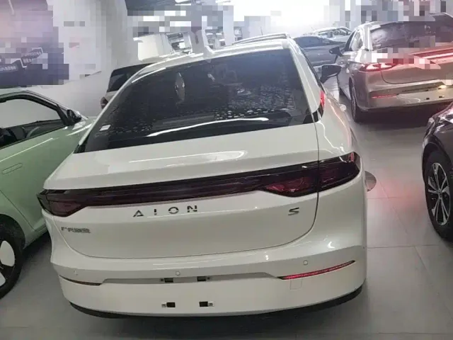 GAC Aion S — Фото автомобиля 3