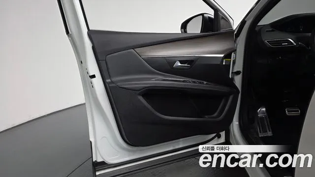 Peugeot 3008 — Фото автомобиля 13
