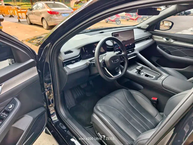Geely Xingrui — Фото автомобиля 4