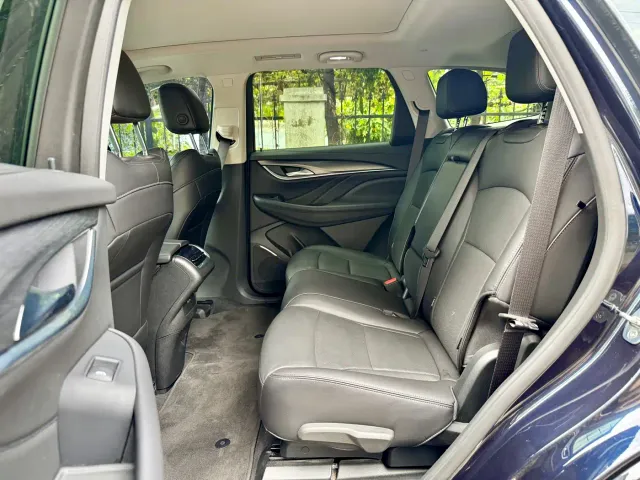 Buick Enclave — Фото автомобиля 16