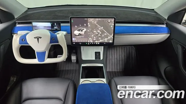 Tesla Model Y — Фото автомобиля 10