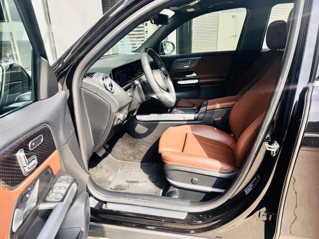 Mercedes-Benz GLB-Class — Фото автомобиля 10