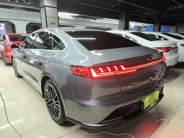 BYD Han 2020 EV Extended Range Luxury — Фото автомобиля 22