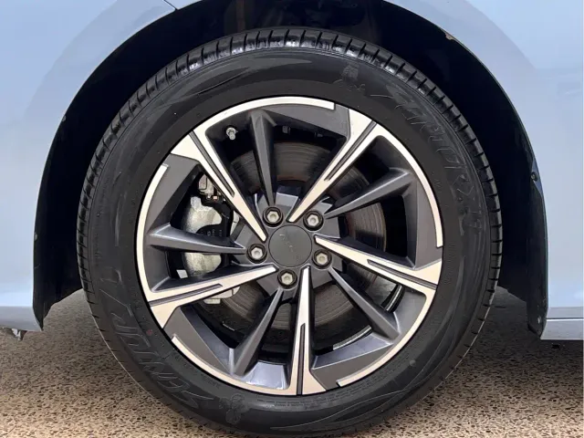 GAC Aion S MAX — Фото автомобиля 9