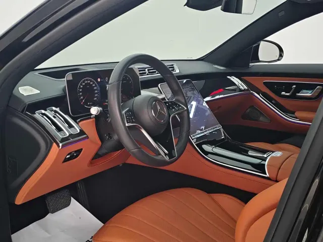 Mercedes-Benz S-Class — Фото автомобиля 4