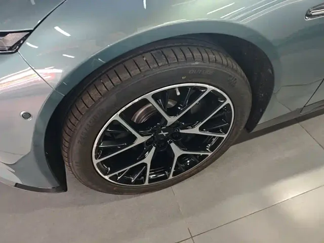 Xpeng P7 — Фото автомобиля 22