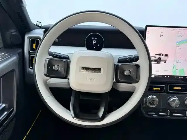 iCAR V23 — Фото автомобиля 8