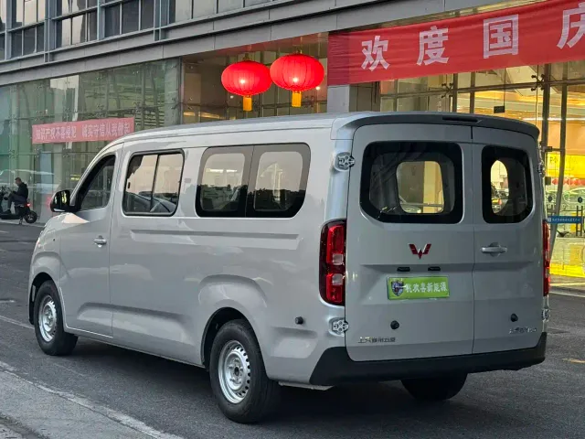 Wuling Yangguang Pro — Фото автомобиля 7