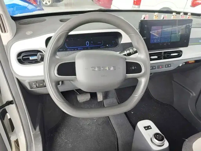 Geely Panda — Фото автомобиля 10