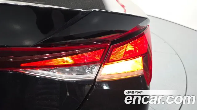 Hyundai AVANTE Modern — Фото автомобиля 23