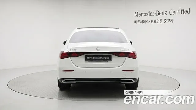 Mercedes-Benz E-Class — Фото автомобиля 4