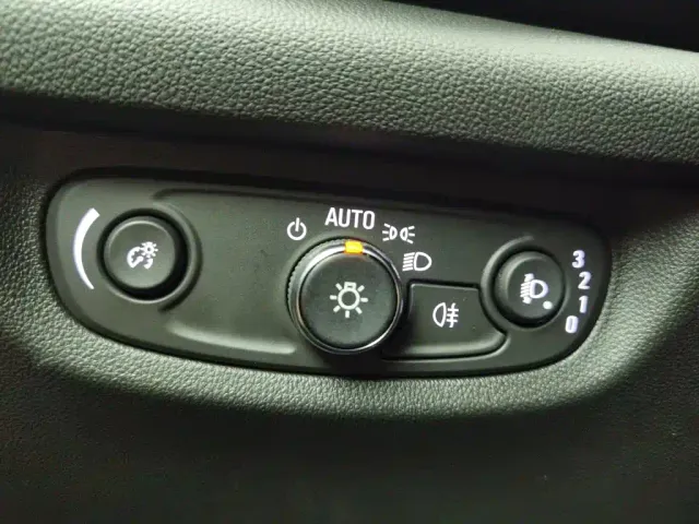 Buick Regal — Фото автомобиля 21