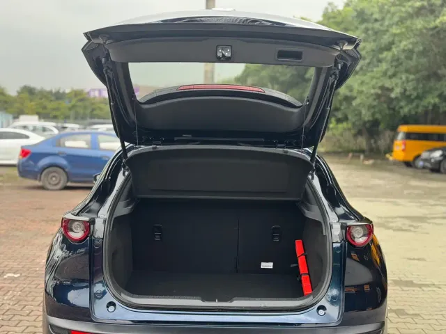Mazda CX-30 — Фото автомобиля 10