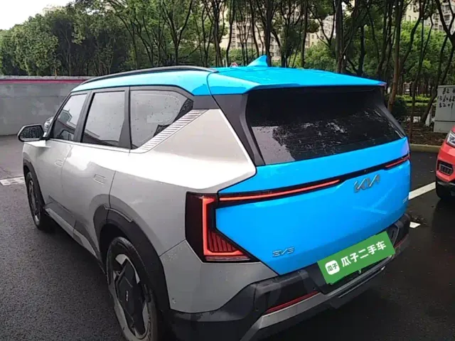 Kia EV5 — Фото автомобиля 4