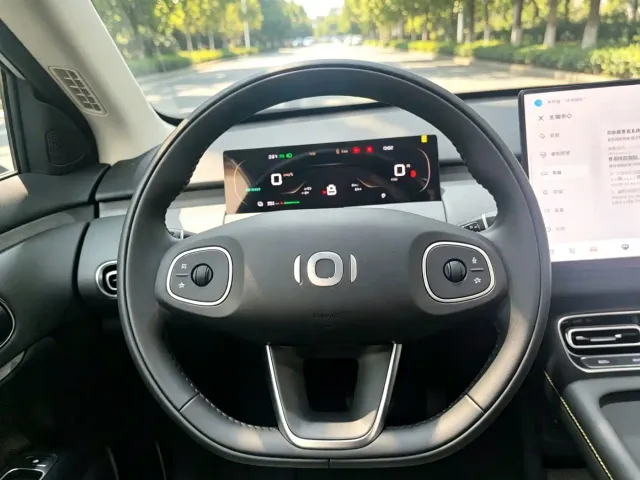 Changan Qiyuan Q05 — Фото автомобиля 7