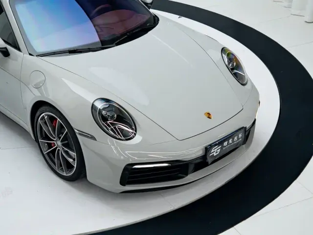 Porsche 911 — Фото автомобиля 13