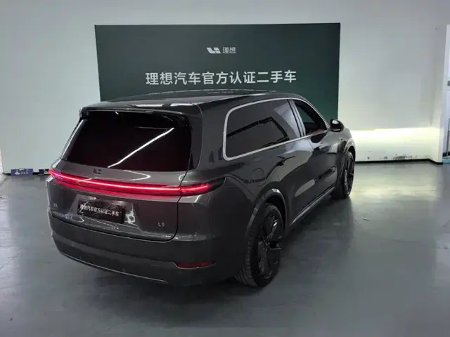 Li Auto L9 — Фото автомобиля 3