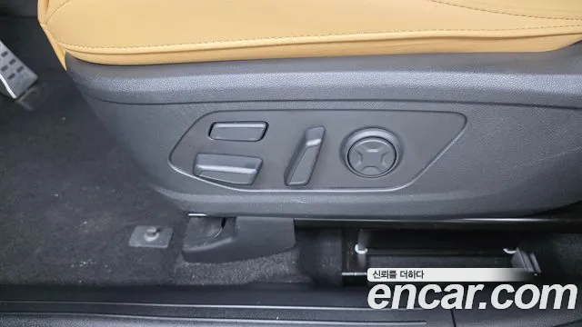 Kia Sorento Sorento 4-е поколение Бензин 2.5T 2WD — Фото автомобиля 8