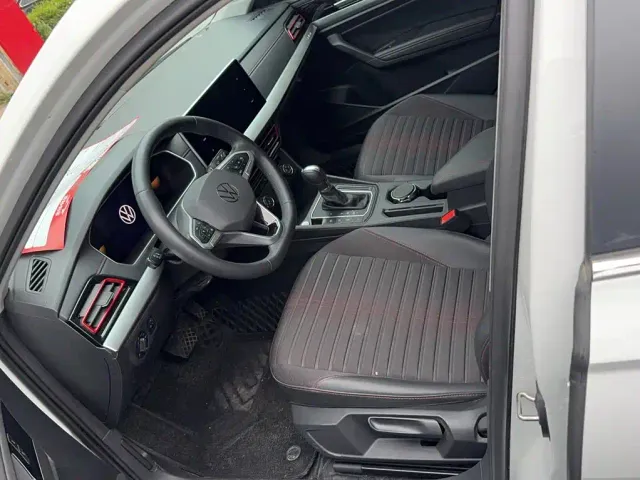 Volkswagen Lavida — Фото автомобиля 10