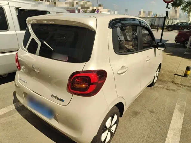 Wuling Hongguang Mini EV — Фото автомобиля 6