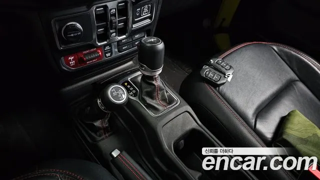 Jeep Gladiator Gladiator (JT) 3.6 High Velocity Edition — Фото автомобиля 9