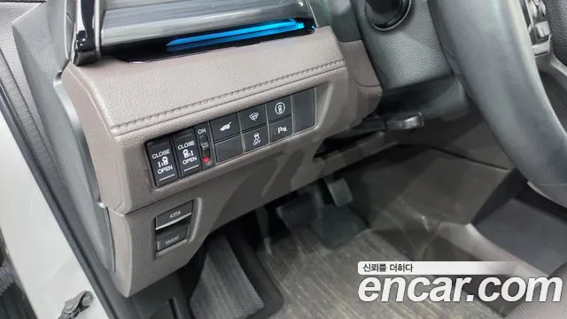 Honda Odyssey — Фото автомобиля 20