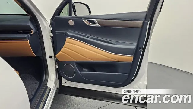 Genesis GV80 2.5T Бензин AWD — Фото автомобиля 22