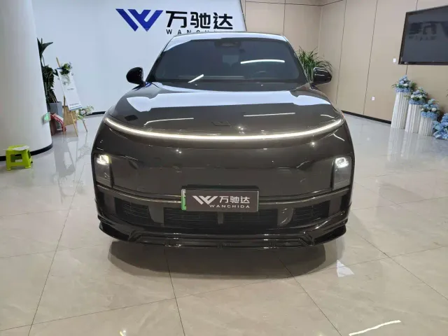 Фотография автомобиля — Li Auto L9