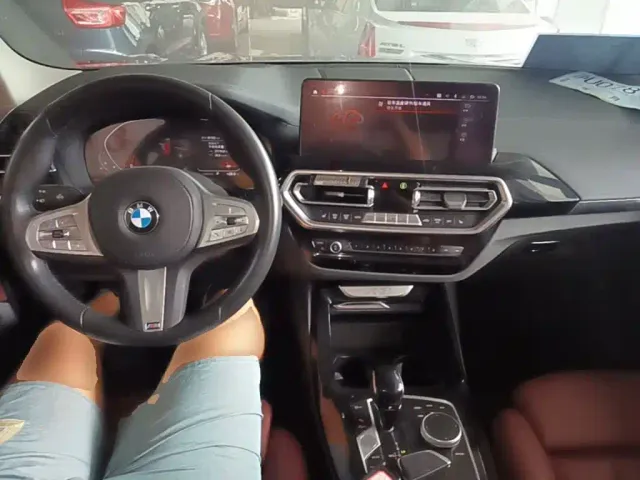 BMW X3 — Фото автомобиля 9