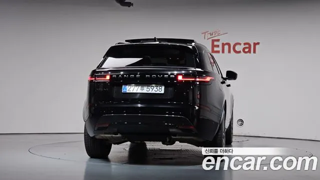 Land Rover Range Rover Velar — Фото автомобиля 4