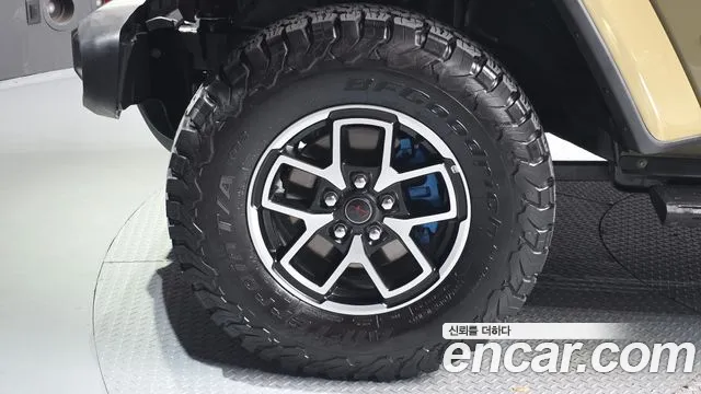 Jeep Wrangler JL — Фото автомобиля 5