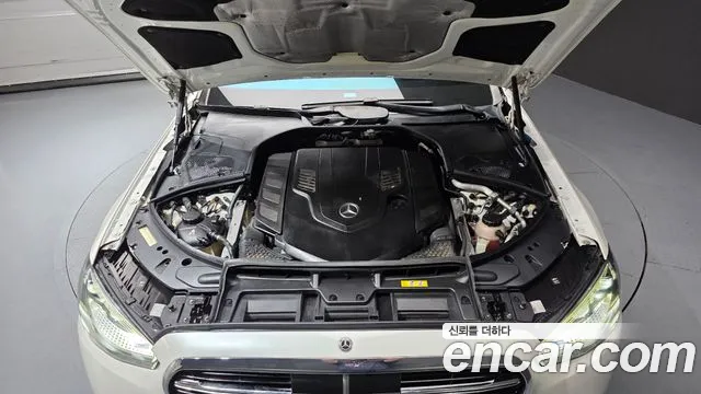 Mercedes-Benz S-Class — Фото автомобиля 6