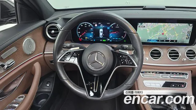 Mercedes-Benz E-Class W213 — Фото автомобиля 13
