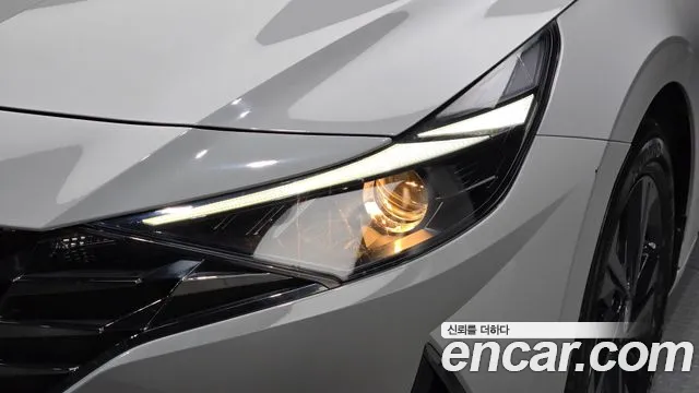 Hyundai Avante CN7 — Фото автомобиля 7