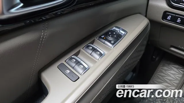 Kia Carnival — Фото автомобиля 29
