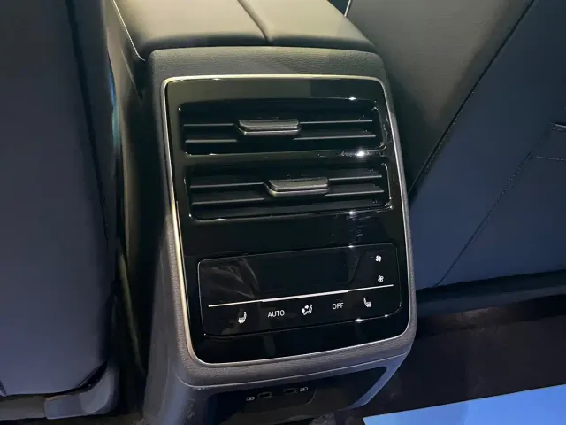 Volkswagen ID.7 Vizzion — Фото автомобиля 16