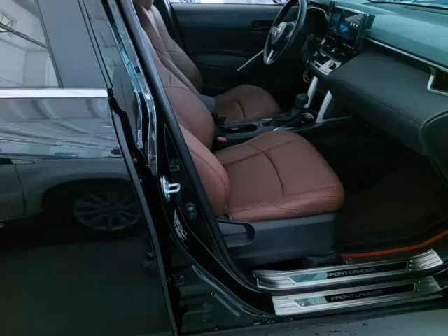 Toyota Frontlander — Фото автомобиля 24