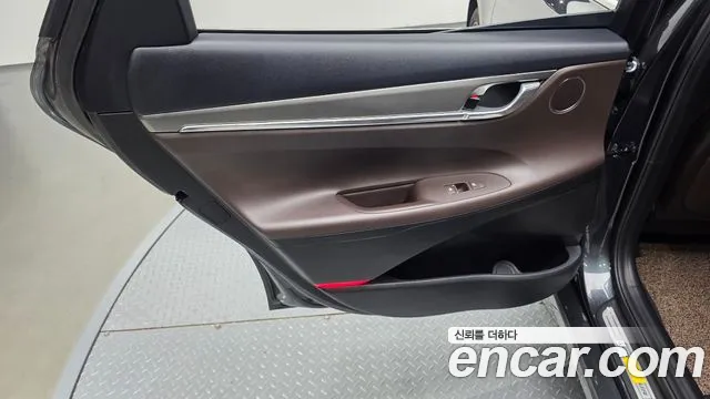 Hyundai Grandeur New — Фото автомобиля 14